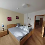 E2 - Gut Ausgestattete 3-zimmerwohnung 64 Qm, Fuer 1-3 Personen 1 Dz 1ez * Grafenwöhr
